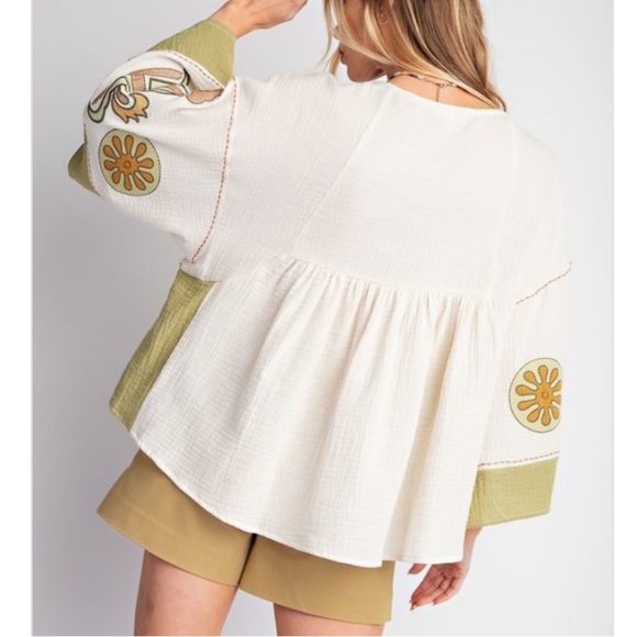 Easel Embroidered Blouse Top Womens Size S - Picture 3 of 12